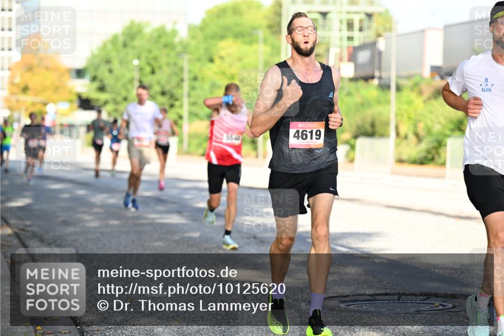 06.09.2026 - CURREX Alsterlauf Dr. Thomas Lammeyer http://msf.ph/oto/10125620 06.09.2026 09:43:42 Laufen 5544, 4619, 11 meine-sportfotos.de