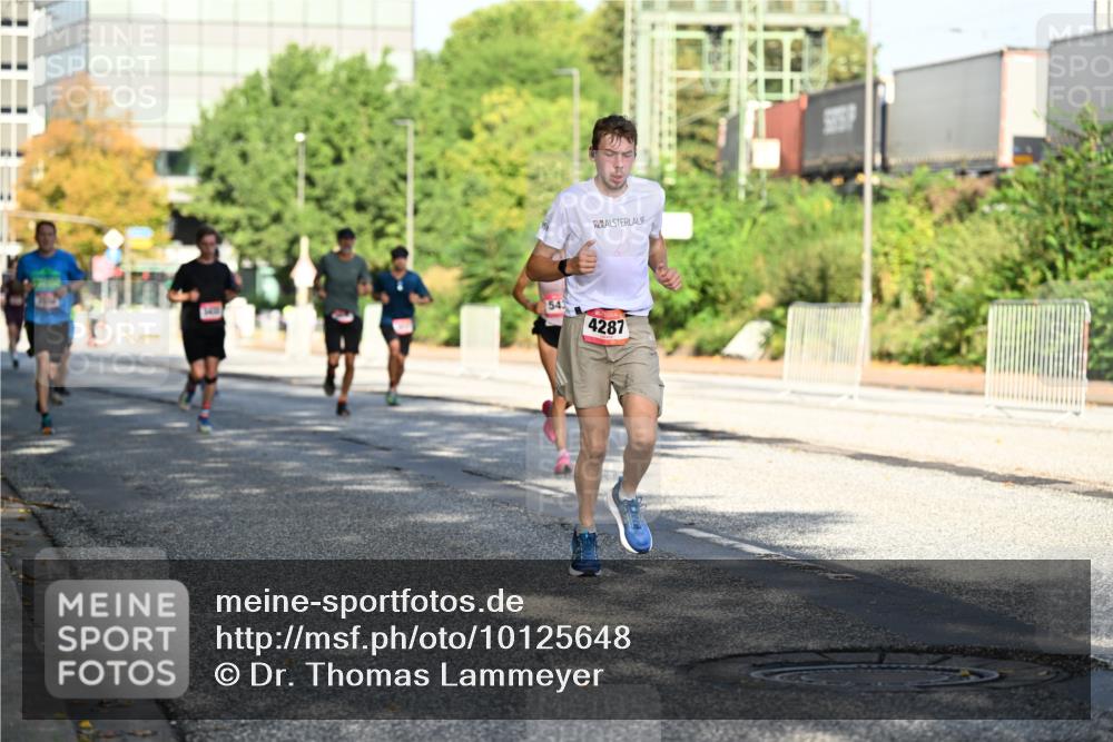 06.09.2026 - CURREX Alsterlauf Dr. Thomas Lammeyer http://msf.ph/oto/10125648 06.09.2026 09:43:44 Laufen 54, 4287 meine-sportfotos.de
