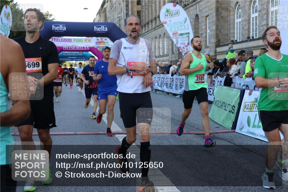 06.09.2026 - CURREX Alsterlauf Strokosch-Dieckow http://msf.ph/oto/10125650 06.09.2026 09:45:30 Ziel 2101, 2111, 2170, 2406, 2498, 3146, 3211, 3259, 3593, 3615, 4141, 4581, 4586, 4891, 5216, 5699, 5805, 5988, 6450, 8341 meine-sportfotos.de