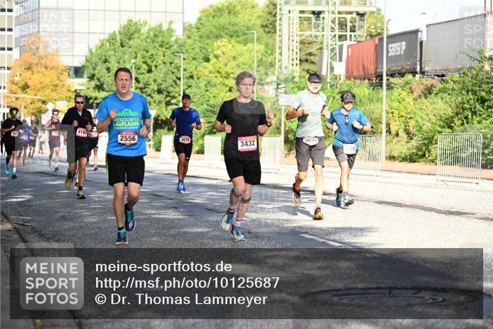 06.09.2026 - CURREX Alsterlauf Dr. Thomas Lammeyer http://msf.ph/oto/10125687 06.09.2026 09:43:49 Laufen 4193, 2556, 3678, 4890, 3432 meine-sportfotos.de
