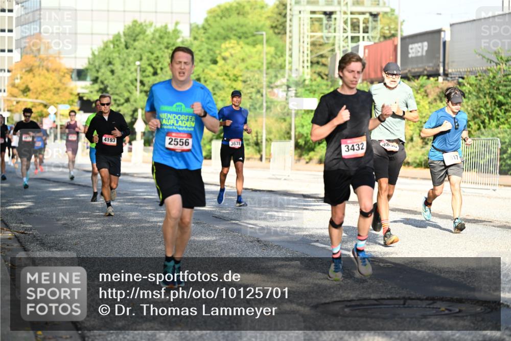06.09.2026 - CURREX Alsterlauf Dr. Thomas Lammeyer http://msf.ph/oto/10125701 06.09.2026 09:43:50 Laufen 4193, 2556, 3678, 3432, 485 meine-sportfotos.de