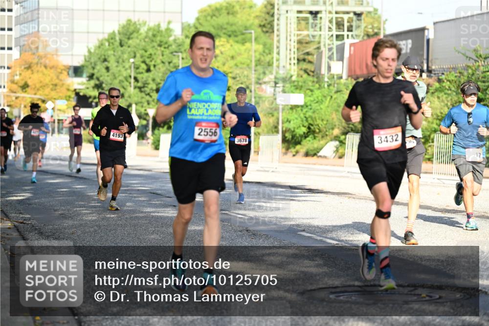 06.09.2026 - CURREX Alsterlauf Dr. Thomas Lammeyer http://msf.ph/oto/10125705 06.09.2026 09:43:50 Laufen 4193, 2556, 3678, 3432, 617 meine-sportfotos.de