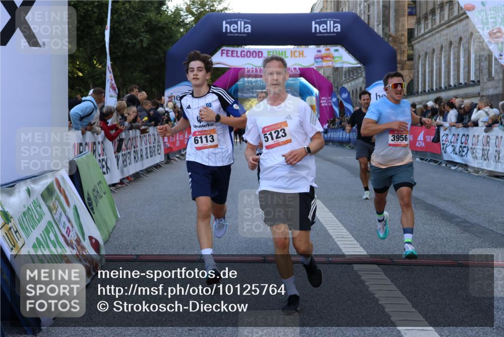 06.09.2026 - CURREX Alsterlauf Strokosch-Dieckow http://msf.ph/oto/10125764 06.09.2026 09:45:52 Ziel 2054, 3956, 4341, 4721, 4828, 4982, 5123, 6072, 6113, 6186, 8193, 8228 meine-sportfotos.de