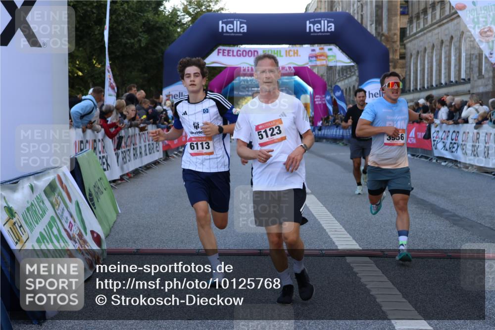 06.09.2026 - CURREX Alsterlauf Strokosch-Dieckow http://msf.ph/oto/10125768 06.09.2026 09:45:52 Ziel 2054, 3956, 4341, 4721, 4828, 4982, 5123, 6072, 6113, 6186, 8193, 8228 meine-sportfotos.de