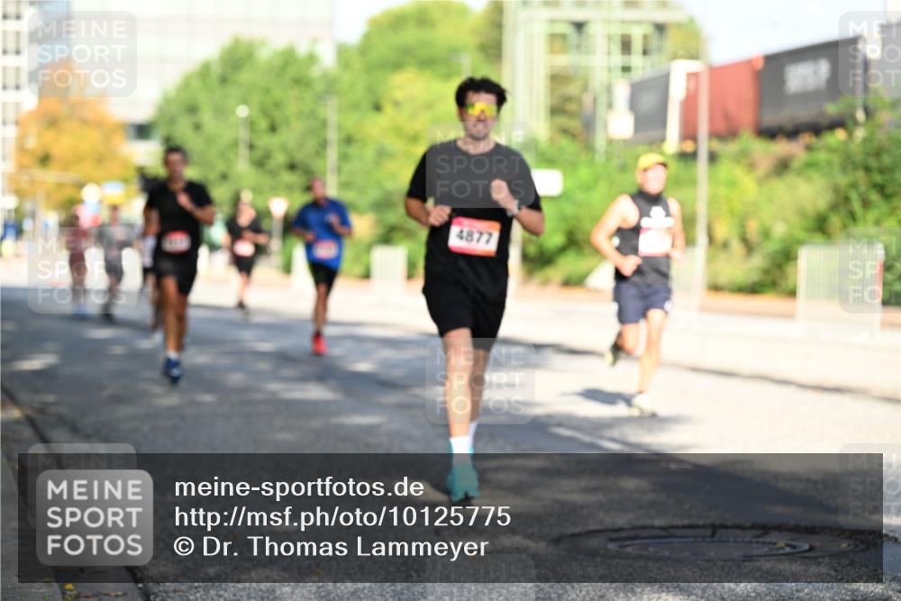06.09.2026 - CURREX Alsterlauf Dr. Thomas Lammeyer http://msf.ph/oto/10125775 06.09.2026 09:43:57 Laufen 4877 meine-sportfotos.de