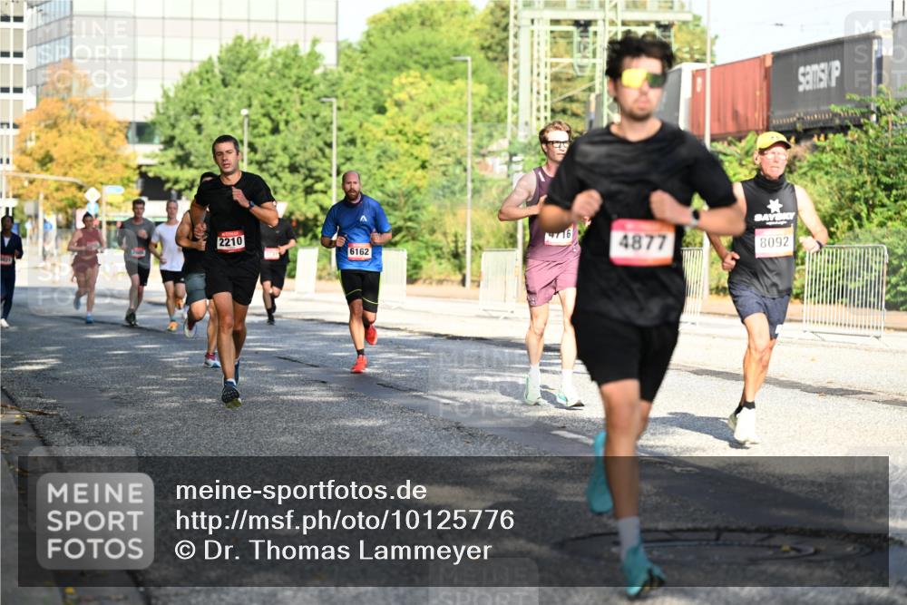 06.09.2026 - CURREX Alsterlauf Dr. Thomas Lammeyer http://msf.ph/oto/10125776 06.09.2026 09:43:57 Laufen 2210, 4716, 6162, 4877, 8092 meine-sportfotos.de