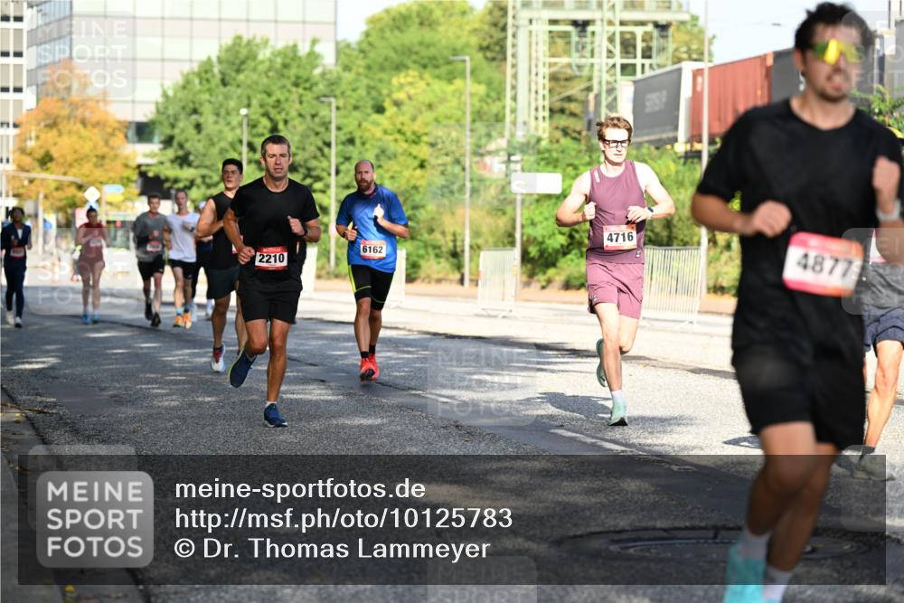 06.09.2026 - CURREX Alsterlauf Dr. Thomas Lammeyer http://msf.ph/oto/10125783 06.09.2026 09:43:58 Laufen 4716, 6162, 2210, 4877 meine-sportfotos.de