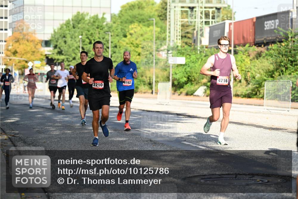 06.09.2026 - CURREX Alsterlauf Dr. Thomas Lammeyer http://msf.ph/oto/10125786 06.09.2026 09:43:58 Laufen 2210, 6162, 4716 meine-sportfotos.de