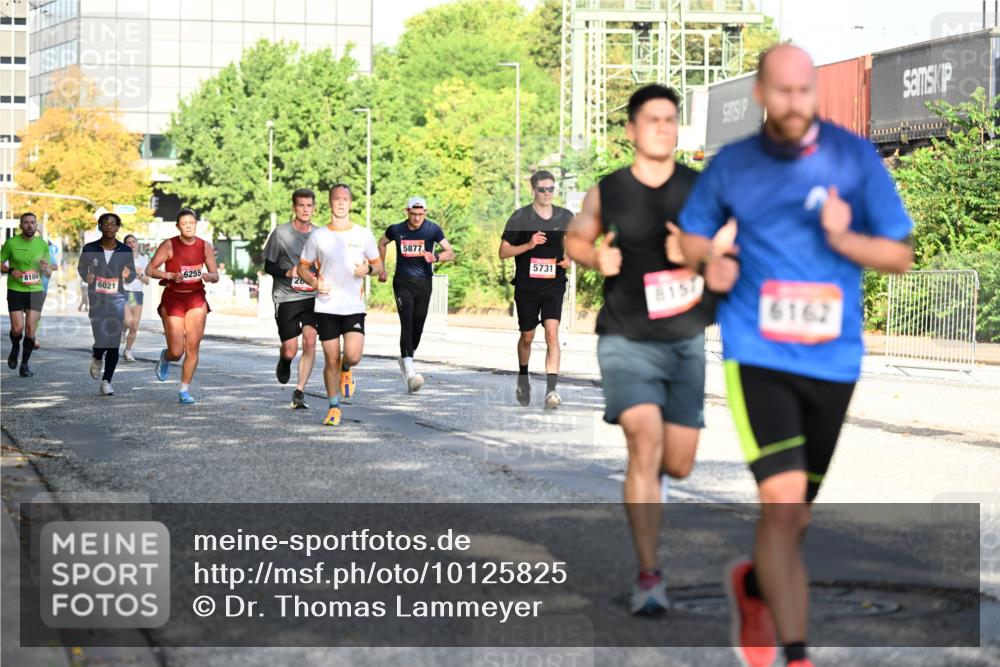 06.09.2026 - CURREX Alsterlauf Dr. Thomas Lammeyer http://msf.ph/oto/10125825 06.09.2026 09:44:02 Laufen 8104, 6021, 6255, 5877, 5731, 8157, 6162 meine-sportfotos.de
