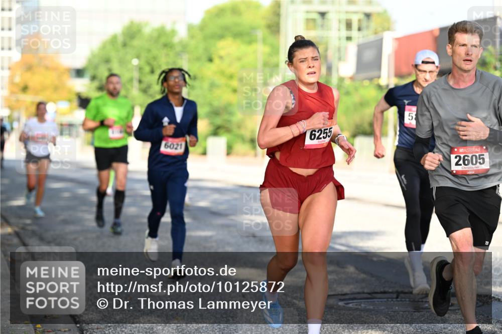06.09.2026 - CURREX Alsterlauf Dr. Thomas Lammeyer http://msf.ph/oto/10125872 06.09.2026 09:44:07 Laufen 6255, 6021, 5, 2605 meine-sportfotos.de