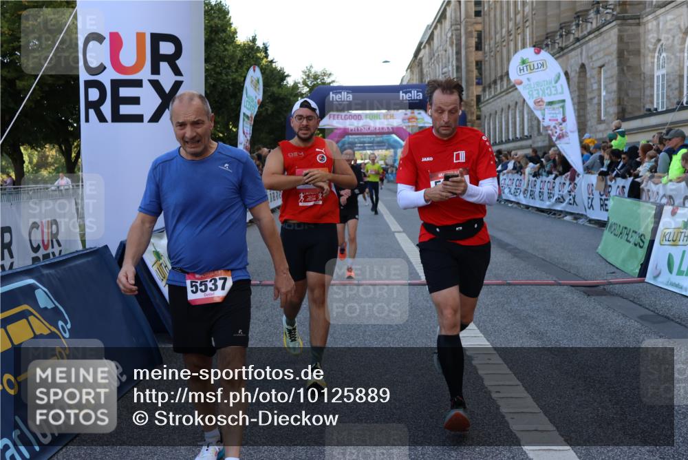 06.09.2026 - CURREX Alsterlauf Strokosch-Dieckow http://msf.ph/oto/10125889 06.09.2026 09:46:08 Ziel 2122, 3404, 4970, 5537, 5846, 6014, 6256, 8158, 8210 meine-sportfotos.de
