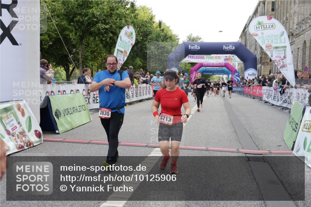 06.09.2026 - CURREX Alsterlauf Yannick Fuchs http://msf.ph/oto/10125906 06.09.2026 10:04:17 Ziel 2346, 2830, 3959, 3962, 4119, 4131, 4288, 5046, 5674, 5713, 8225 meine-sportfotos.de