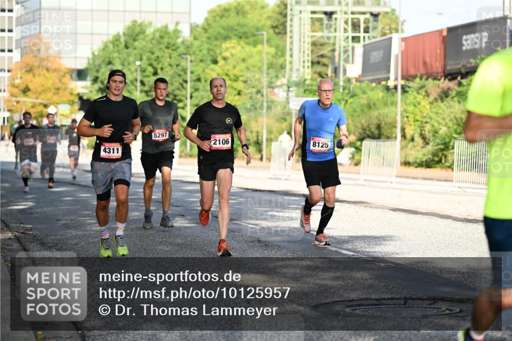 06.09.2026 - CURREX Alsterlauf Dr. Thomas Lammeyer http://msf.ph/oto/10125957 06.09.2026 09:44:16 Laufen 4311, 5297, 2106, 8125 meine-sportfotos.de