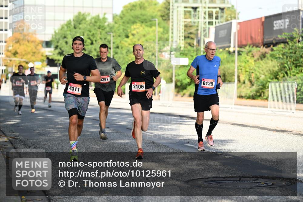 06.09.2026 - CURREX Alsterlauf Dr. Thomas Lammeyer http://msf.ph/oto/10125961 06.09.2026 09:44:17 Laufen 4311, 5297, 2106, 8125 meine-sportfotos.de