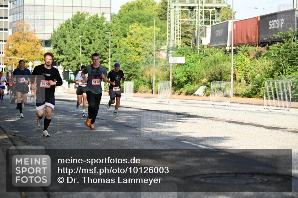 06.09.2026 - CURREX Alsterlauf Dr. Thomas Lammeyer http://msf.ph/oto/10126003 06.09.2026 09:44:21 Laufen 5417, 6150, 2953, 5198, 4863 meine-sportfotos.de
