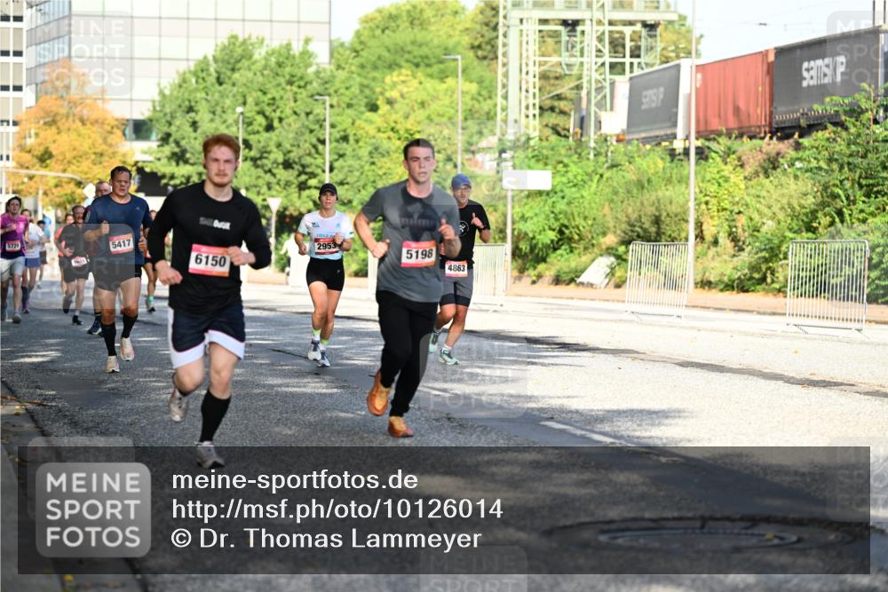 06.09.2026 - CURREX Alsterlauf Dr. Thomas Lammeyer http://msf.ph/oto/10126014 06.09.2026 09:44:22 Laufen 5729, 5417, 2953, 5198, 6150, 4863 meine-sportfotos.de