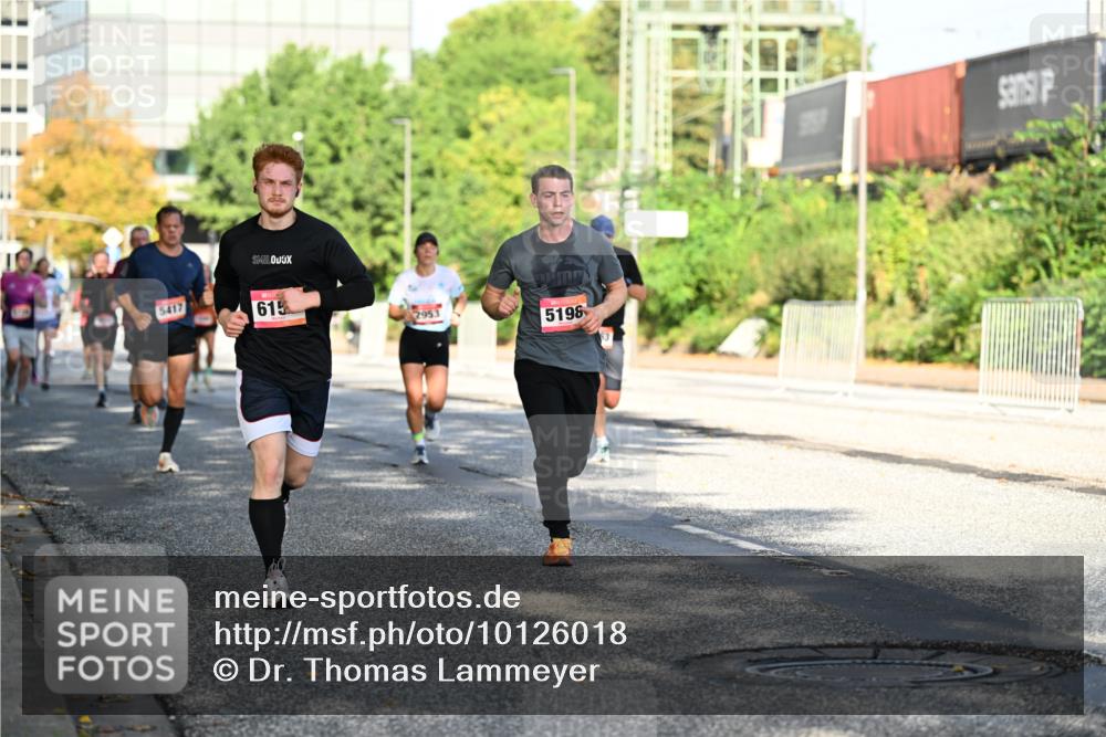 06.09.2026 - CURREX Alsterlauf Dr. Thomas Lammeyer http://msf.ph/oto/10126018 06.09.2026 09:44:23 Laufen 5417, 615, 2953, 5198 meine-sportfotos.de
