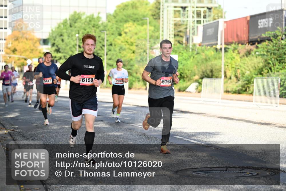 06.09.2026 - CURREX Alsterlauf Dr. Thomas Lammeyer http://msf.ph/oto/10126020 06.09.2026 09:44:23 Laufen 5417, 6150, 2953, 5198 meine-sportfotos.de