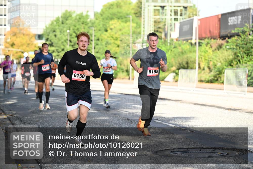 06.09.2026 - CURREX Alsterlauf Dr. Thomas Lammeyer http://msf.ph/oto/10126021 06.09.2026 09:44:23 Laufen 5417, 6150, 2953, 5198 meine-sportfotos.de