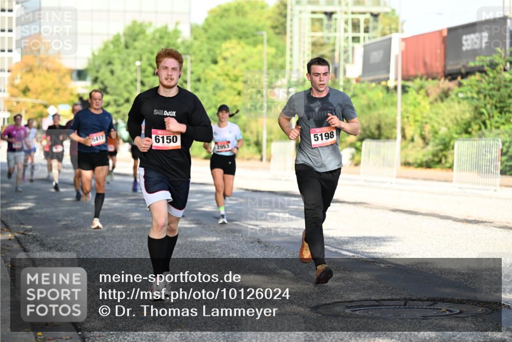 06.09.2026 - CURREX Alsterlauf Dr. Thomas Lammeyer http://msf.ph/oto/10126024 06.09.2026 09:44:23 Laufen 5417, 6150, 2953, 5198 meine-sportfotos.de