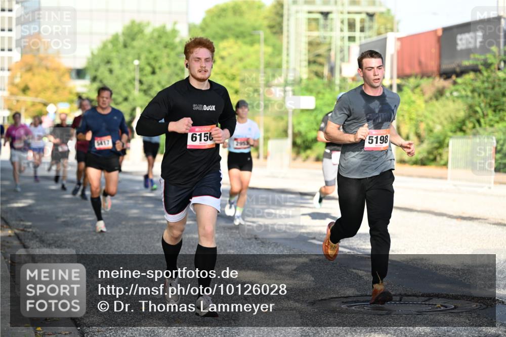 06.09.2026 - CURREX Alsterlauf Dr. Thomas Lammeyer http://msf.ph/oto/10126028 06.09.2026 09:44:24 Laufen 5417, 6150, 5198 meine-sportfotos.de