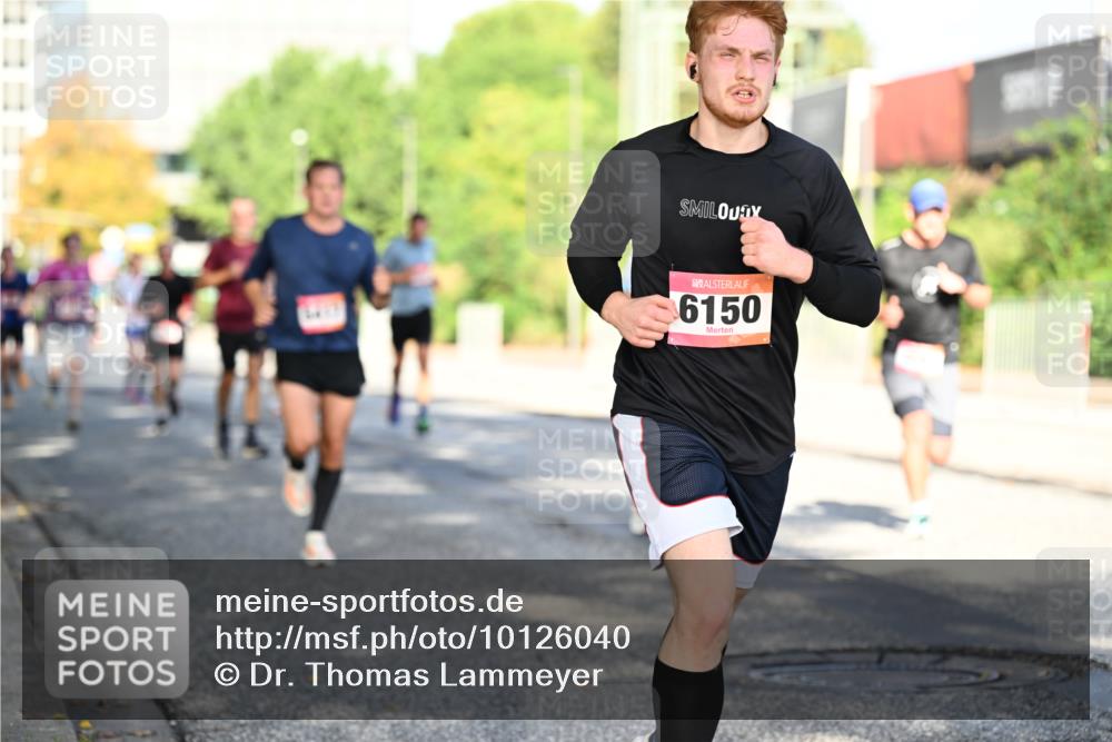 06.09.2026 - CURREX Alsterlauf Dr. Thomas Lammeyer http://msf.ph/oto/10126040 06.09.2026 09:44:25 Laufen 6150 meine-sportfotos.de