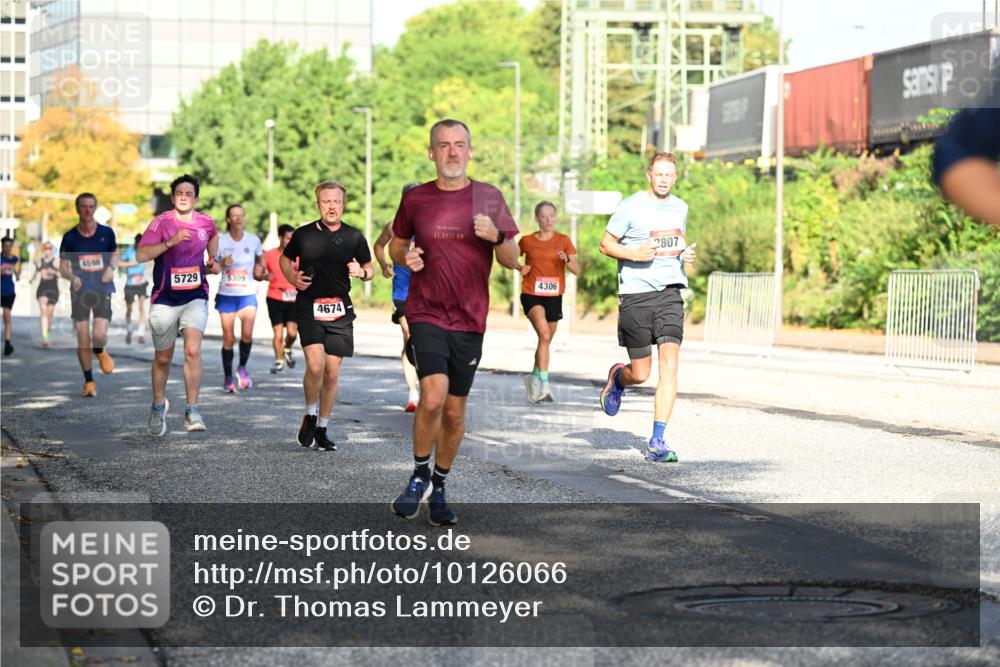 06.09.2026 - CURREX Alsterlauf Dr. Thomas Lammeyer http://msf.ph/oto/10126066 06.09.2026 09:44:28 Laufen 4598, 5729, 5309, 4674, 21, 4975, 4306, 2807 meine-sportfotos.de