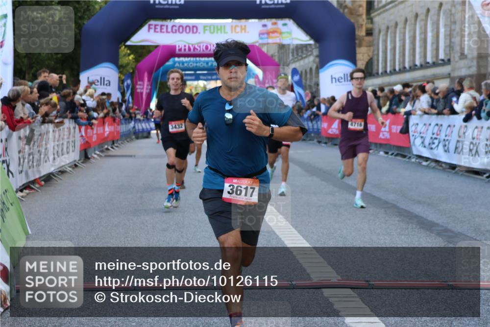 06.09.2026 - CURREX Alsterlauf Strokosch-Dieckow http://msf.ph/oto/10126115 06.09.2026 09:46:45 Ziel 2556, 3432, 3617, 4716, 4877, 4890, 5430, 5544, 8092, 8249 meine-sportfotos.de