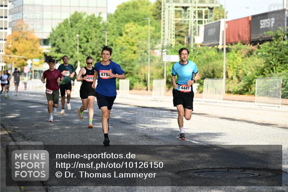06.09.2026 - CURREX Alsterlauf Dr. Thomas Lammeyer http://msf.ph/oto/10126150 06.09.2026 09:44:36 Laufen 6407, 5389, 4313, 4792, 4441 meine-sportfotos.de