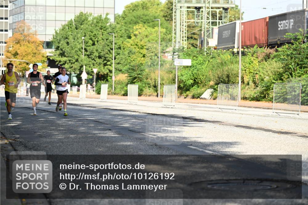 06.09.2026 - CURREX Alsterlauf Dr. Thomas Lammeyer http://msf.ph/oto/10126192 06.09.2026 09:44:42 Laufen 2759, 2850 meine-sportfotos.de