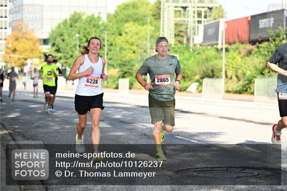 06.09.2026 - CURREX Alsterlauf Dr. Thomas Lammeyer http://msf.ph/oto/10126237 06.09.2026 09:44:51 Laufen 6228, 2865 meine-sportfotos.de