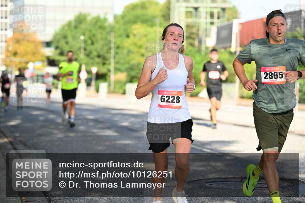 06.09.2026 - CURREX Alsterlauf Dr. Thomas Lammeyer http://msf.ph/oto/10126251 06.09.2026 09:44:52 Laufen 6228, 2865 meine-sportfotos.de