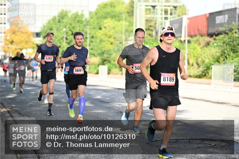 06.09.2026 - CURREX Alsterlauf Dr. Thomas Lammeyer http://msf.ph/oto/10126310 06.09.2026 09:45:01 Laufen 6262, 5691, 50, 8189 meine-sportfotos.de