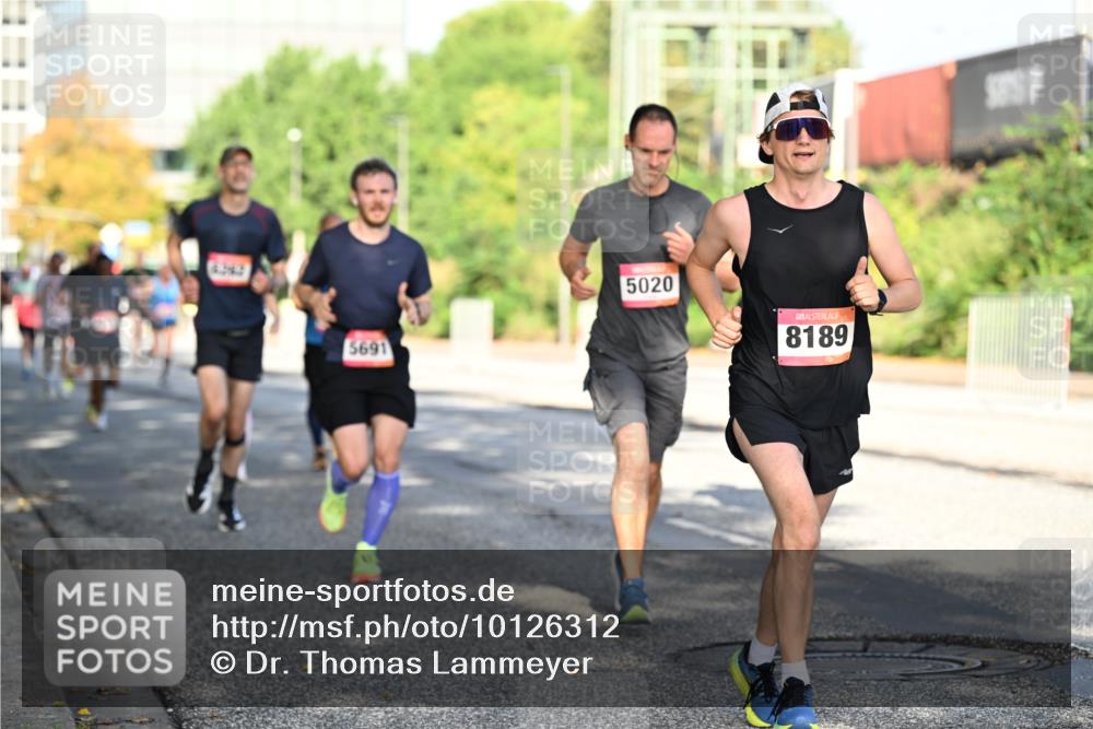 06.09.2026 - CURREX Alsterlauf Dr. Thomas Lammeyer http://msf.ph/oto/10126312 06.09.2026 09:45:01 Laufen 5691, 5020, 8189 meine-sportfotos.de