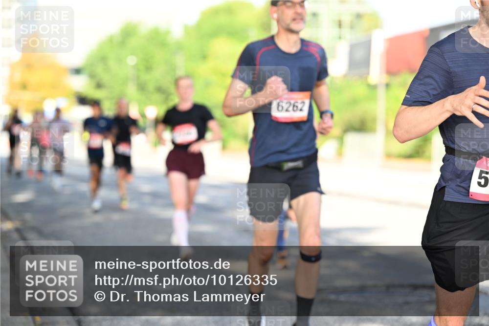 06.09.2026 - CURREX Alsterlauf Dr. Thomas Lammeyer http://msf.ph/oto/10126335 06.09.2026 09:45:03 Laufen 6262, 5 meine-sportfotos.de