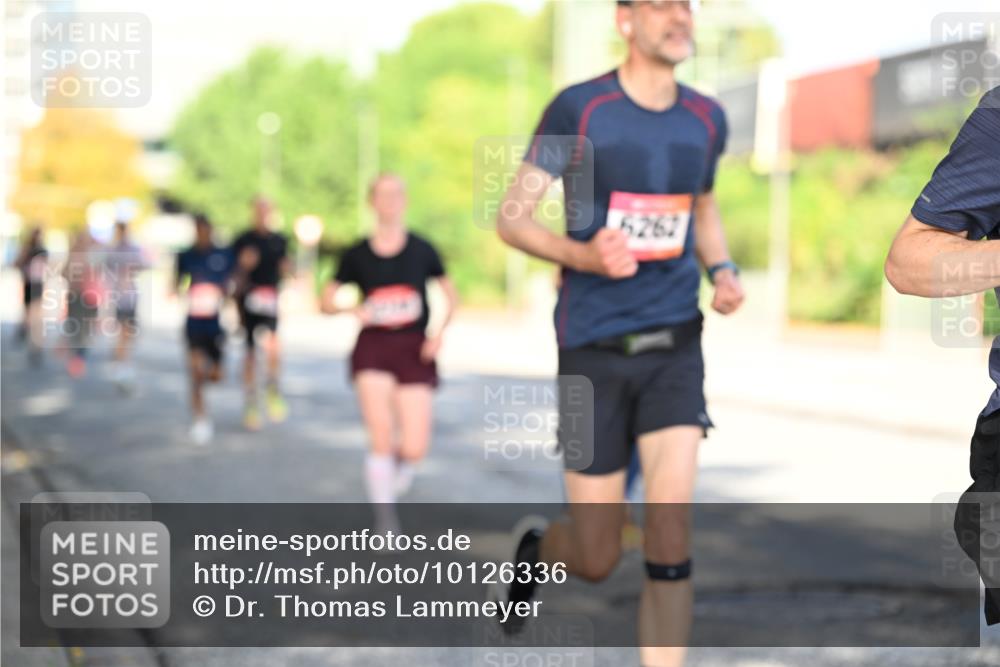 06.09.2026 - CURREX Alsterlauf Dr. Thomas Lammeyer http://msf.ph/oto/10126336 06.09.2026 09:45:03 Laufen 1929 meine-sportfotos.de