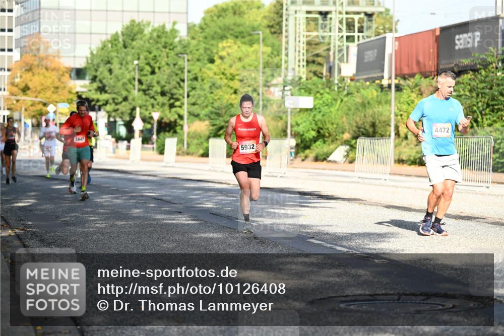 06.09.2026 - CURREX Alsterlauf Dr. Thomas Lammeyer http://msf.ph/oto/10126408 06.09.2026 09:45:15 Laufen 3847, 5932, 4472 meine-sportfotos.de