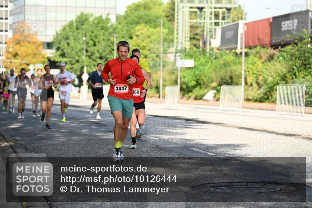 06.09.2026 - CURREX Alsterlauf Dr. Thomas Lammeyer http://msf.ph/oto/10126444 06.09.2026 09:45:20 Laufen 4254, 3847, 868 meine-sportfotos.de