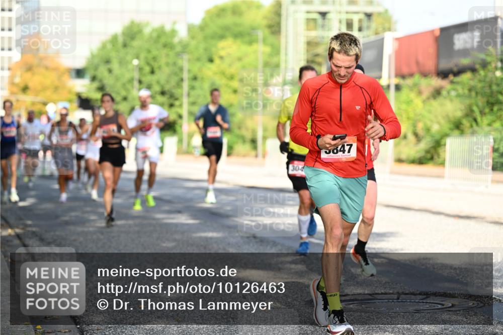 06.09.2026 - CURREX Alsterlauf Dr. Thomas Lammeyer http://msf.ph/oto/10126463 06.09.2026 09:45:21 Laufen 304, 5847 meine-sportfotos.de