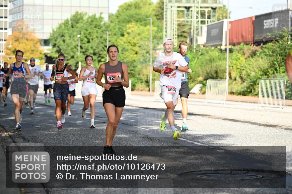 06.09.2026 - CURREX Alsterlauf Dr. Thomas Lammeyer http://msf.ph/oto/10126473 06.09.2026 09:45:23 Laufen 641, 3632, 4583, 42, 600, 5 meine-sportfotos.de