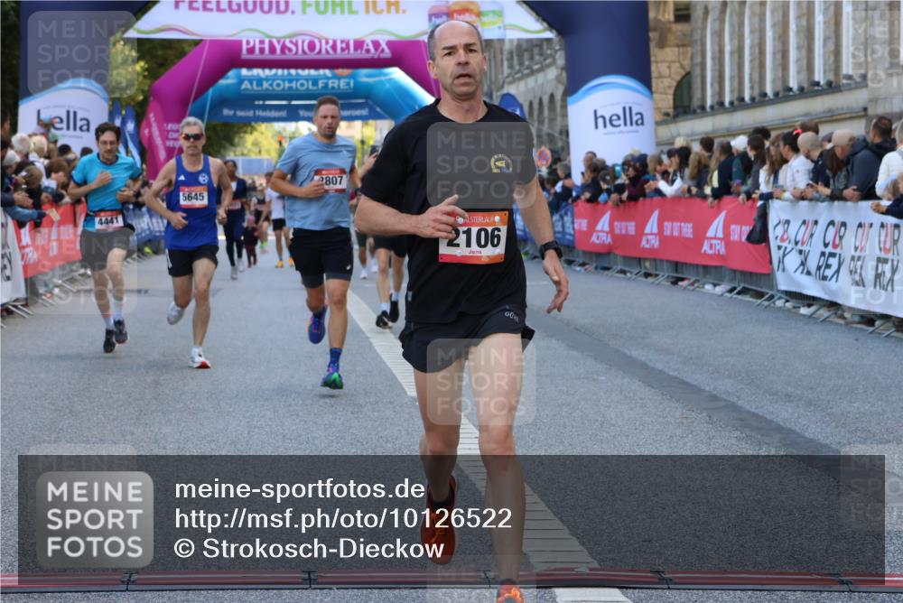 06.09.2026 - CURREX Alsterlauf Strokosch-Dieckow http://msf.ph/oto/10126522 06.09.2026 09:47:21 Ziel 2106, 2807, 4441, 4598, 4674, 5403, 5417, 5645, 6172 meine-sportfotos.de