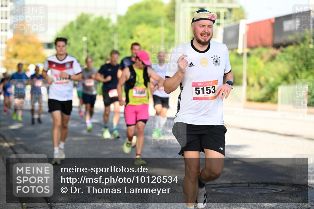 06.09.2026 - CURREX Alsterlauf Dr. Thomas Lammeyer http://msf.ph/oto/10126534 06.09.2026 09:45:29 Laufen 300, 5153 meine-sportfotos.de