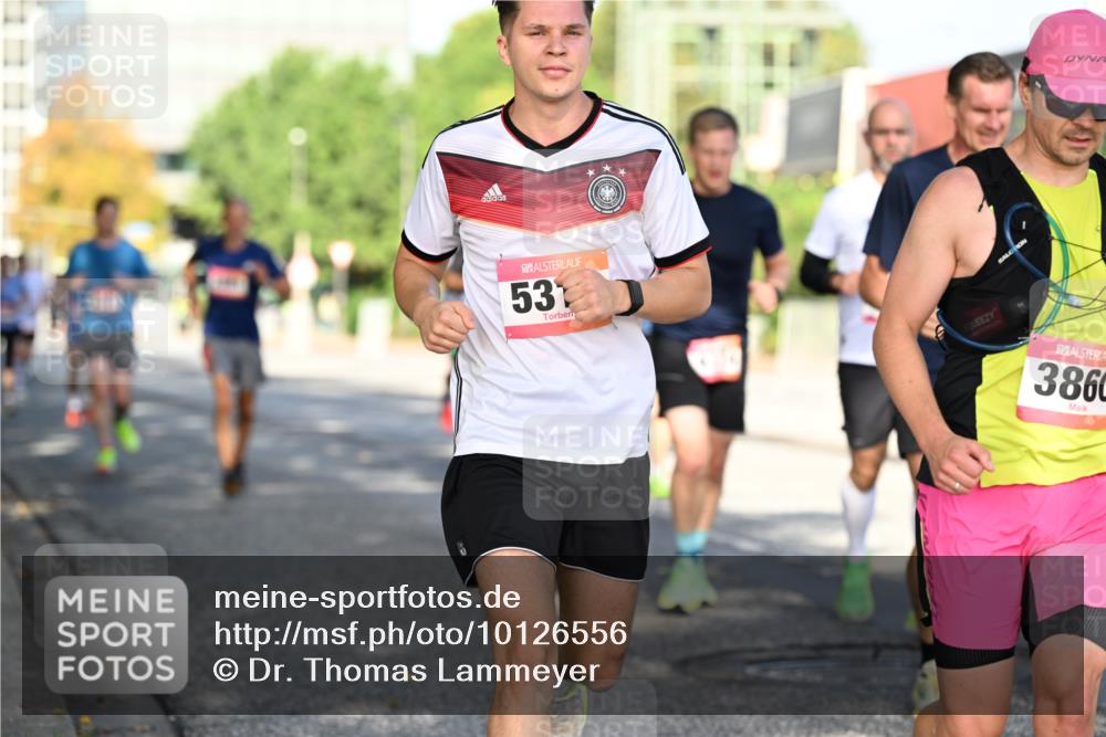 06.09.2026 - CURREX Alsterlauf Dr. Thomas Lammeyer http://msf.ph/oto/10126556 06.09.2026 09:45:32 Laufen 53, 3860 meine-sportfotos.de