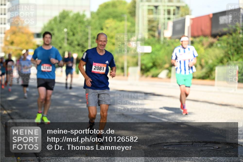 06.09.2026 - CURREX Alsterlauf Dr. Thomas Lammeyer http://msf.ph/oto/10126582 06.09.2026 09:45:34 Laufen 2081, 3245 meine-sportfotos.de