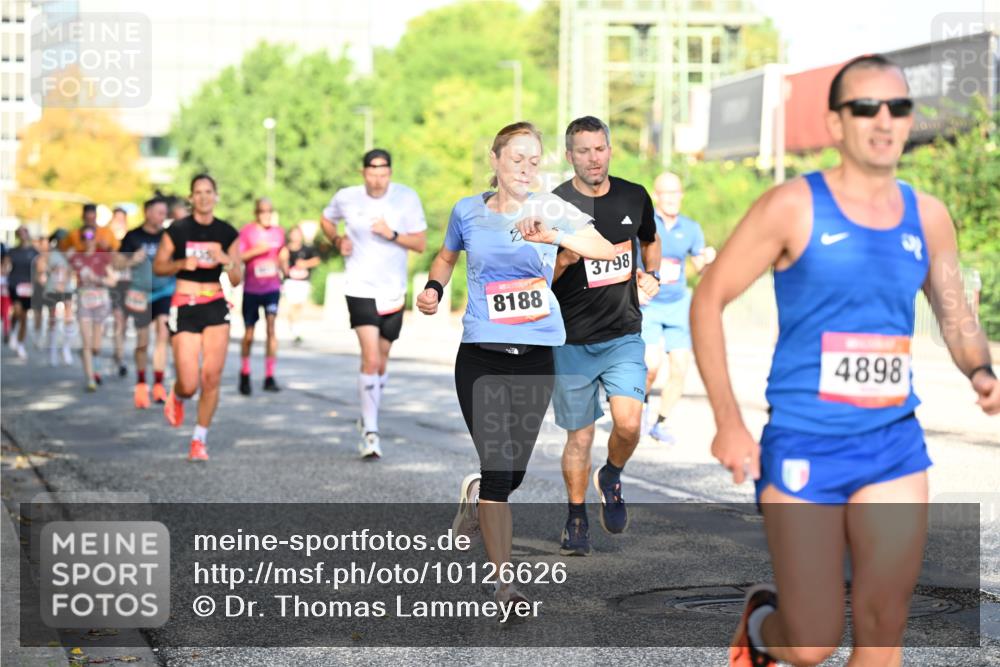 06.09.2026 - CURREX Alsterlauf Dr. Thomas Lammeyer http://msf.ph/oto/10126626 06.09.2026 09:45:39 Laufen 8188, 3798, 4898 meine-sportfotos.de