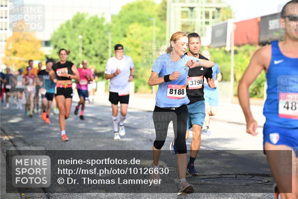 06.09.2026 - CURREX Alsterlauf Dr. Thomas Lammeyer http://msf.ph/oto/10126630 06.09.2026 09:45:39 Laufen 8188, 3798, 48 meine-sportfotos.de