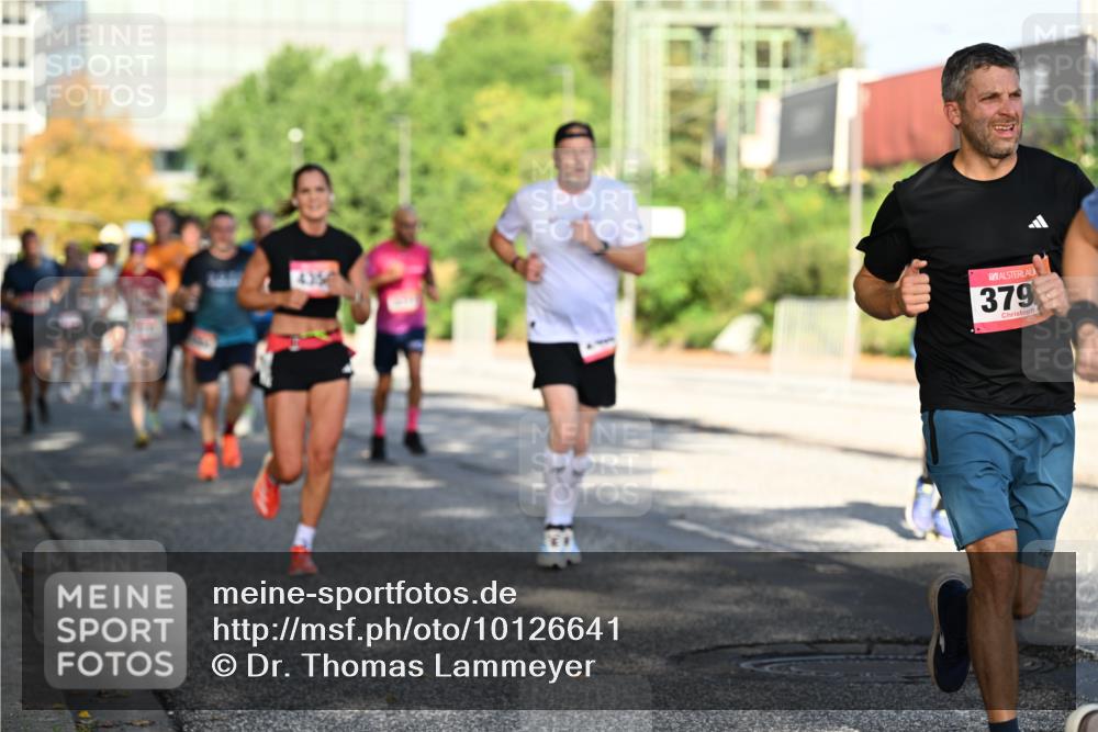 06.09.2026 - CURREX Alsterlauf Dr. Thomas Lammeyer http://msf.ph/oto/10126641 06.09.2026 09:45:40 Laufen 379 meine-sportfotos.de