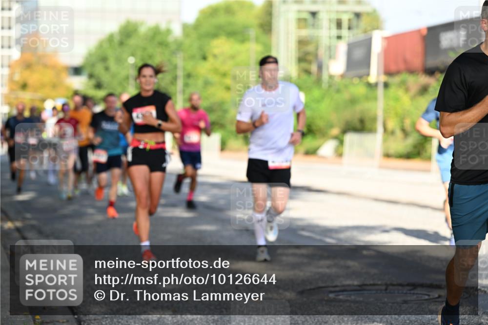 06.09.2026 - CURREX Alsterlauf Dr. Thomas Lammeyer http://msf.ph/oto/10126644 06.09.2026 09:45:41 Laufen  meine-sportfotos.de