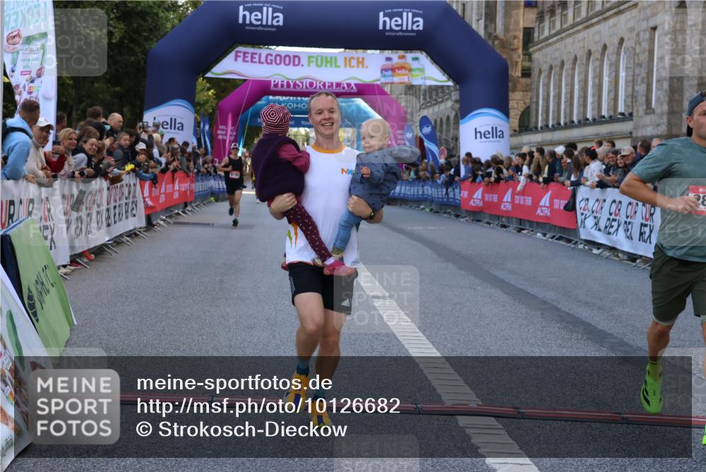 06.09.2026 - CURREX Alsterlauf Strokosch-Dieckow http://msf.ph/oto/10126682 06.09.2026 09:47:37 Ziel 2865, 2953, 3386, 4313, 5309, 5863, 6378, 8189 meine-sportfotos.de