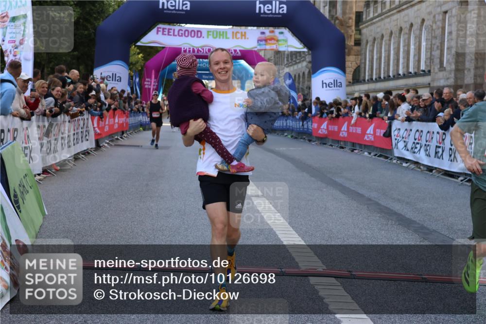 06.09.2026 - CURREX Alsterlauf Strokosch-Dieckow http://msf.ph/oto/10126698 06.09.2026 09:47:37 Ziel 2865, 2953, 3386, 4313, 5309, 5863, 6378, 8189 meine-sportfotos.de